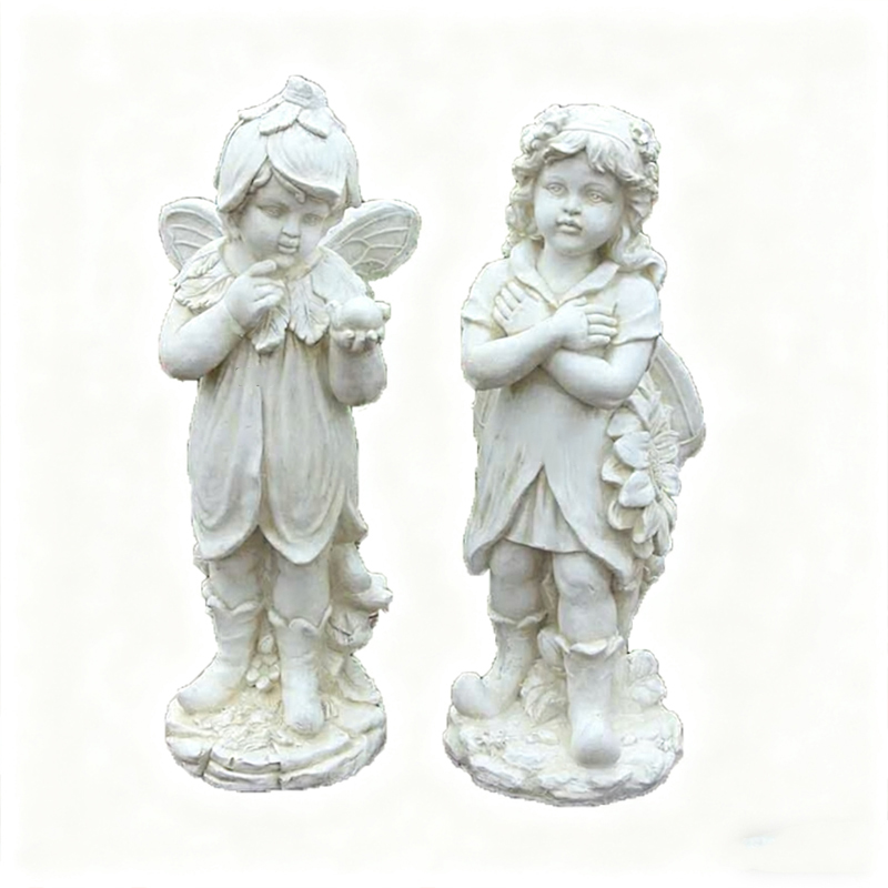 Ljudska skulptura malog anđela od stakloplastike